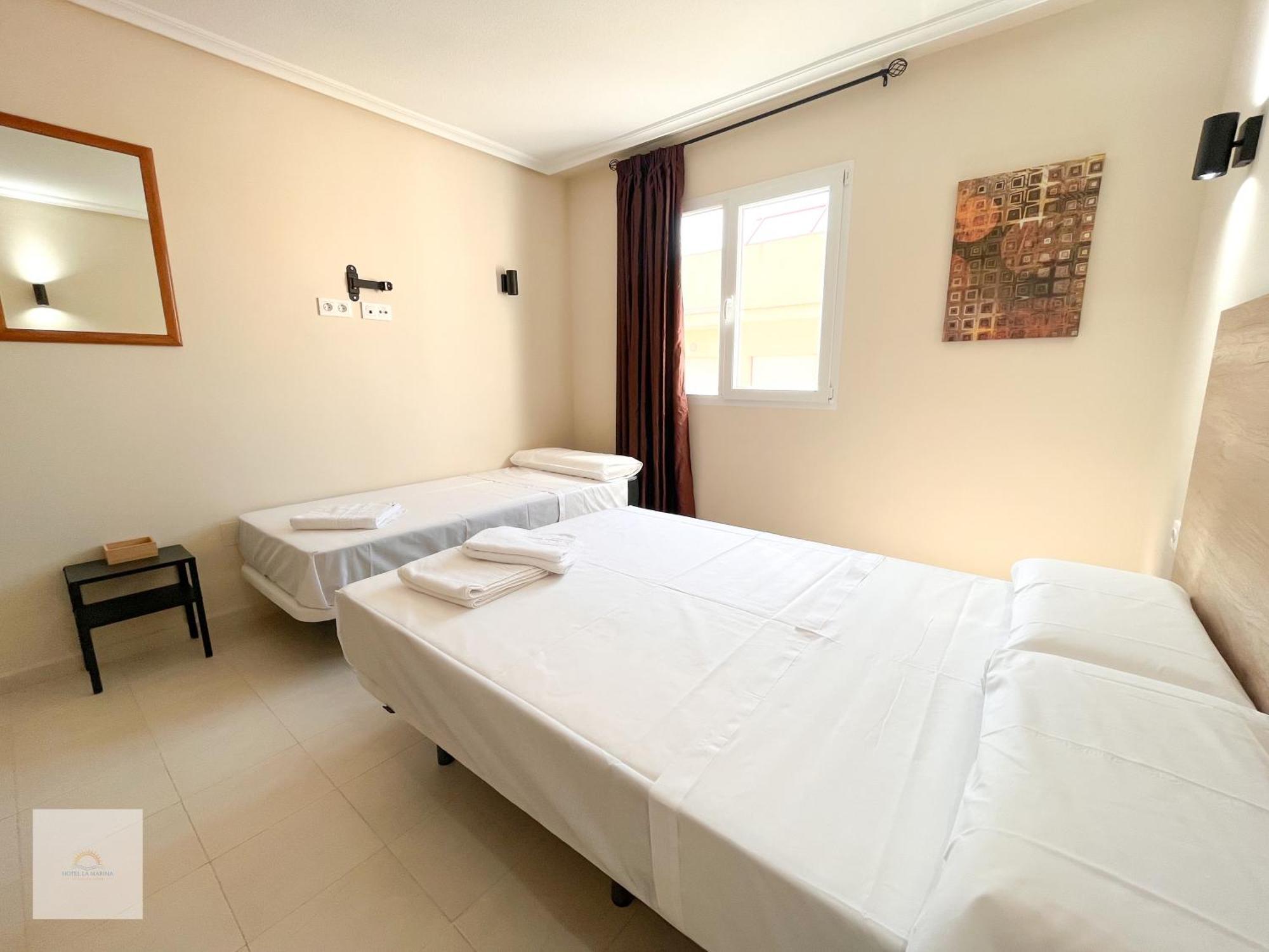 Hotel La Marina Elche La Mariña 外观 照片