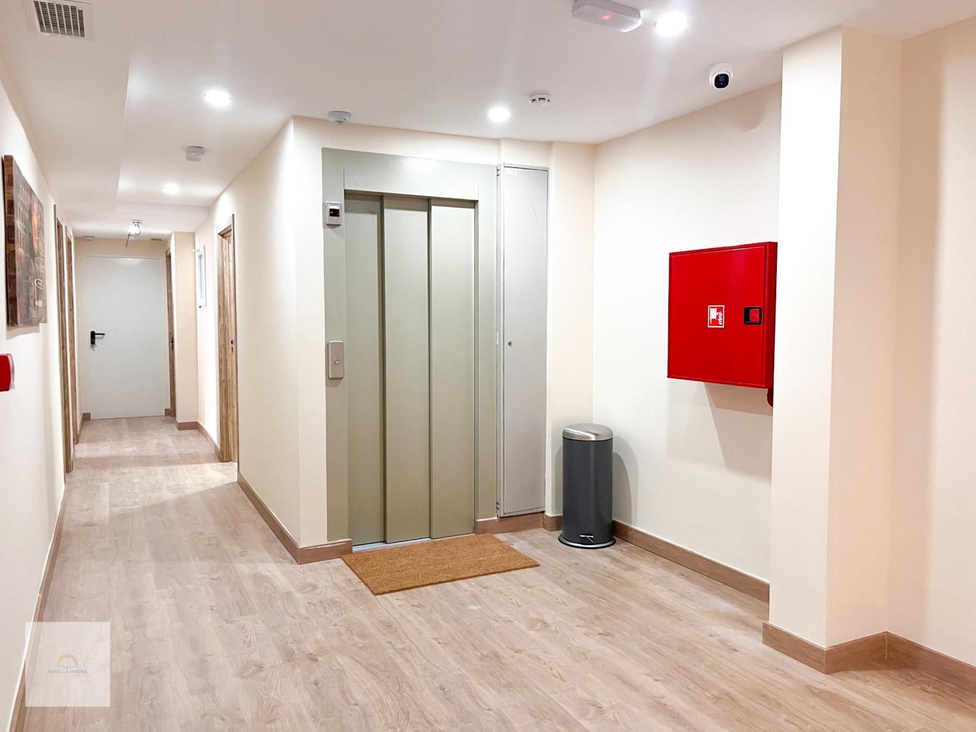 Hotel La Marina Elche La Mariña 外观 照片